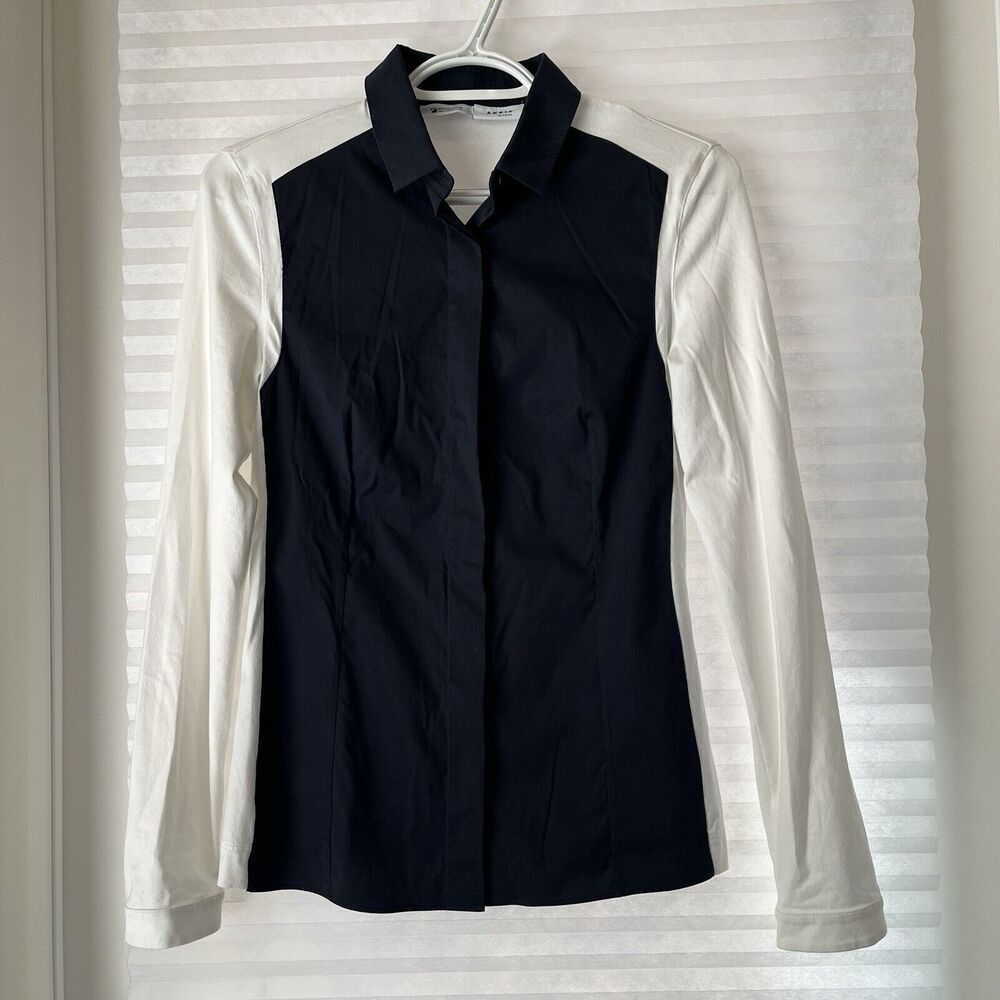 Akris Punto Exclusive for Saks Fifth Avenue Shirt color block navy-white, size 4